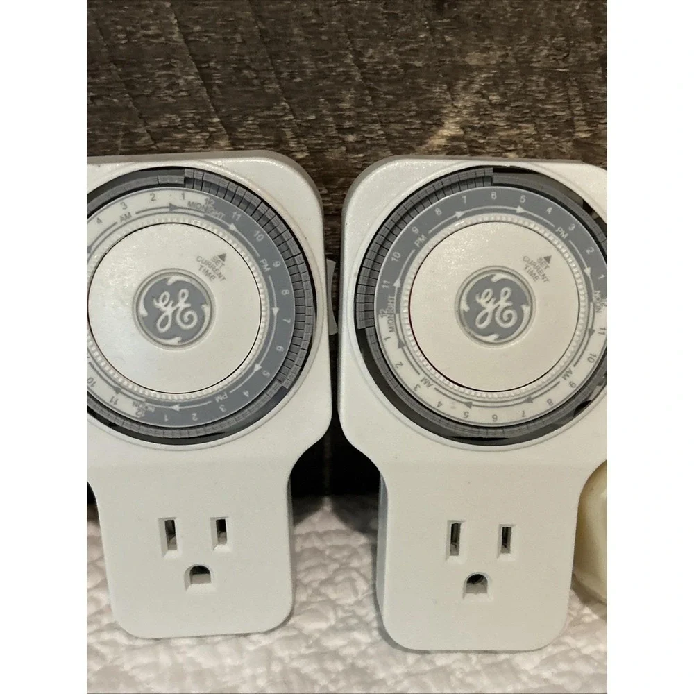 GE Lot Of 2 24 Hour Outlet Timer Model GE5101 With Santa Face Cover